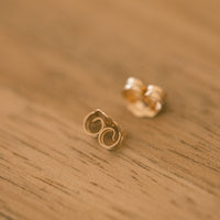 Remy Bar Post Earrings